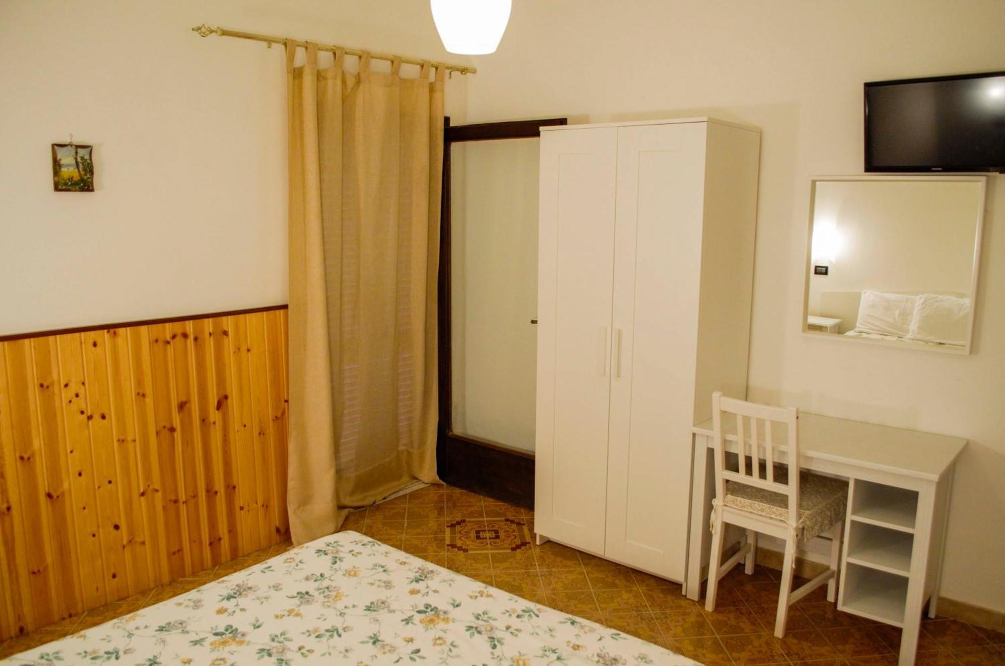 Hotel Angelino Barano dʼIschia Zimmer foto